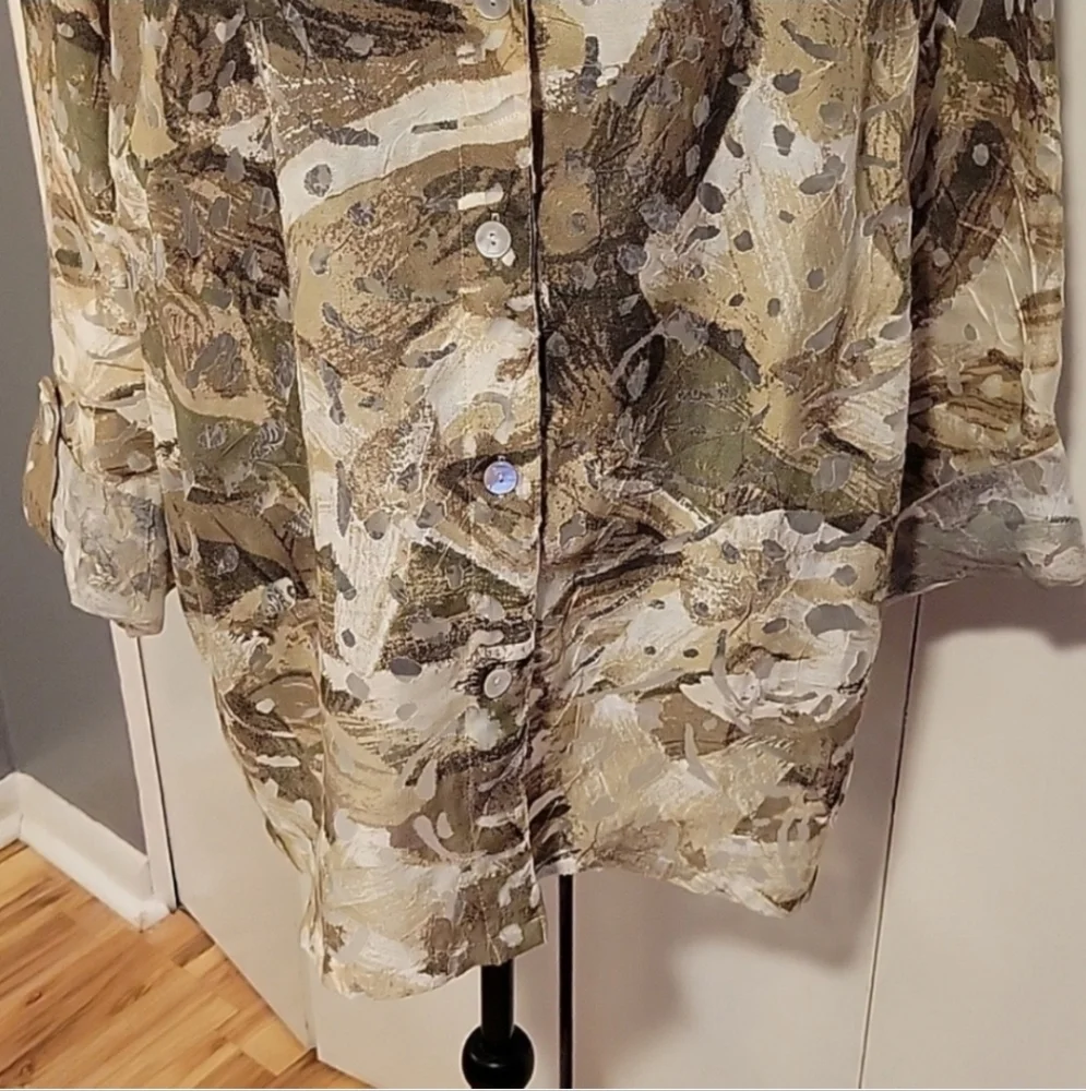 Ruby Rd Button Down Top - Picture 4 of 6